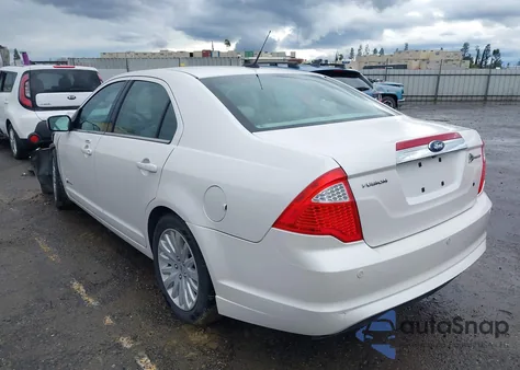 2010 Ford Fusion Hybrid from USA, damaged, VIN 3FADP0L33AR263500